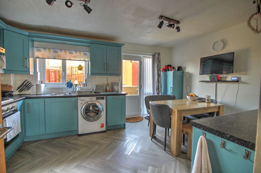 Property photo 3 of 17 Img_1763_4_5