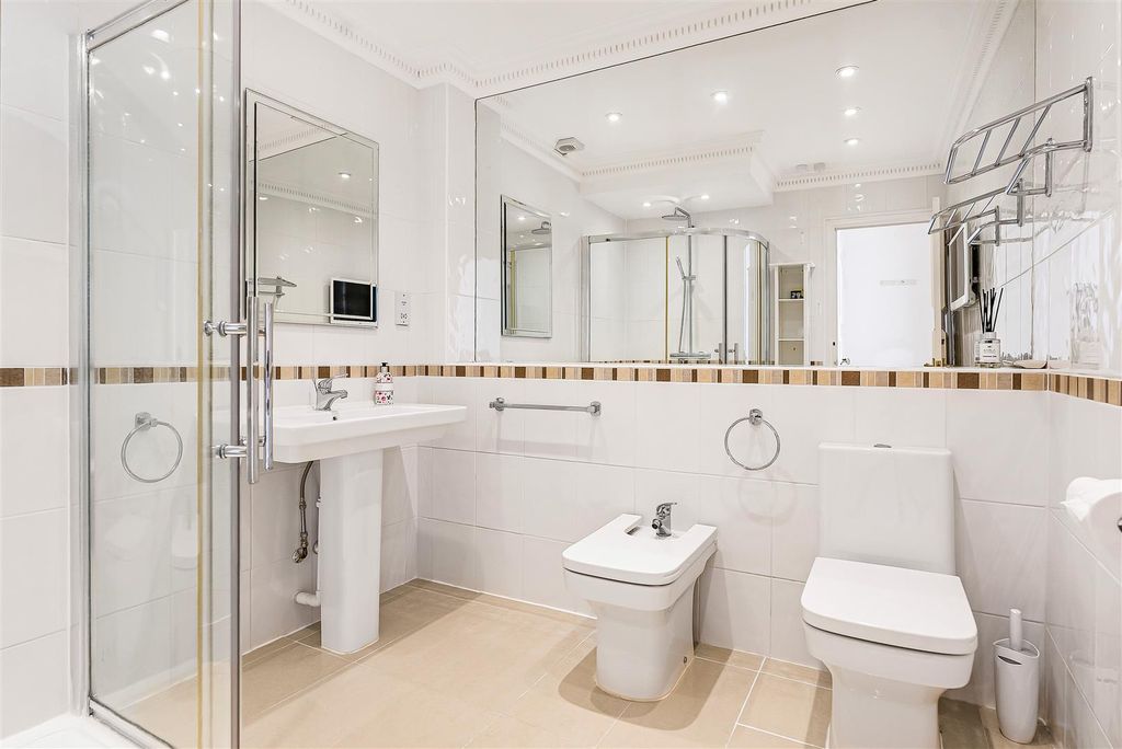Additional image 14 of 2 bed flat for saleWare Park Manor, Ware SG12