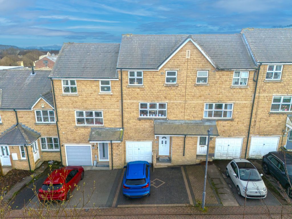 Property photo 1 of 26