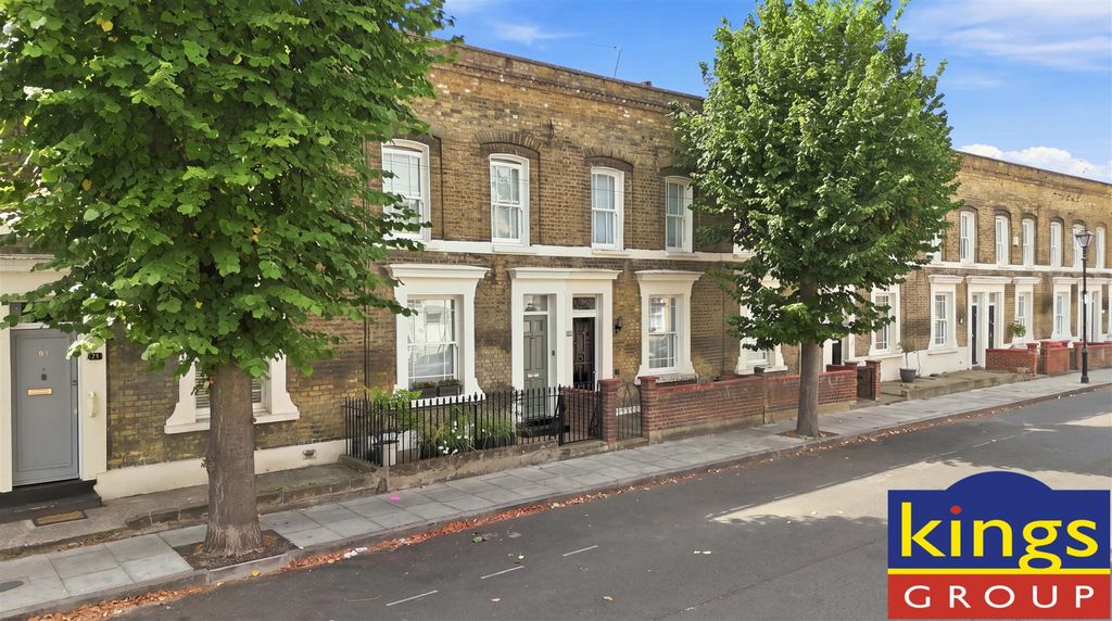 Property photo 1 of 34