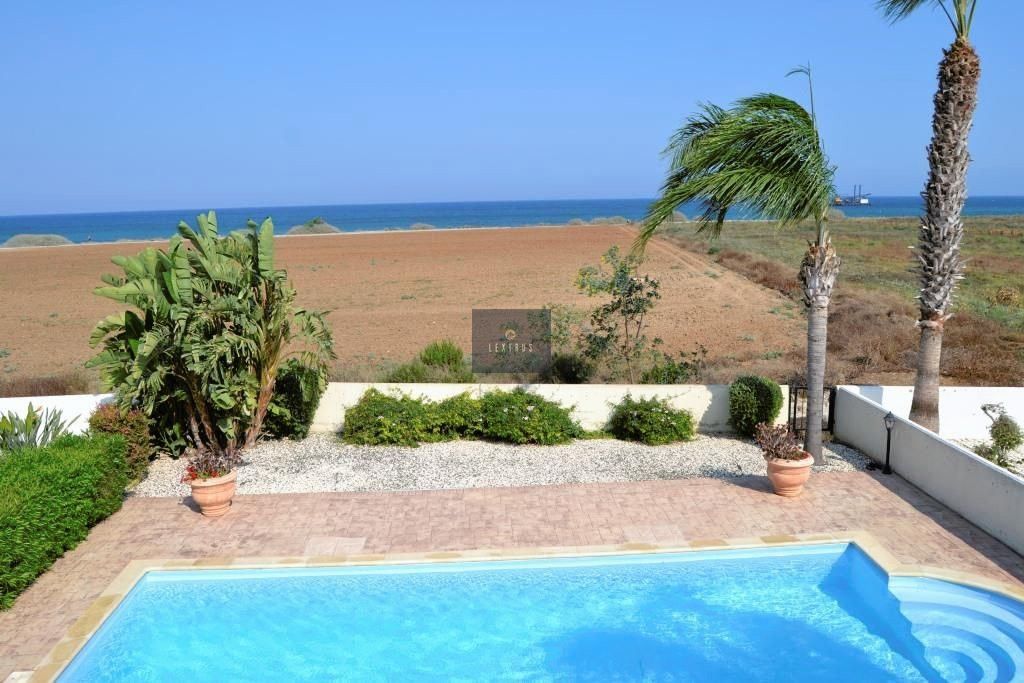 Property photo 3 of 19