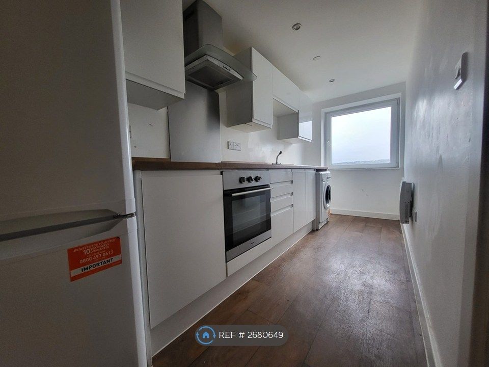 Property photo 2 of 6