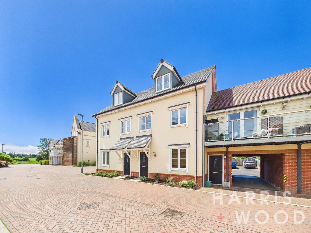 Property photo 1 of 38 5167971