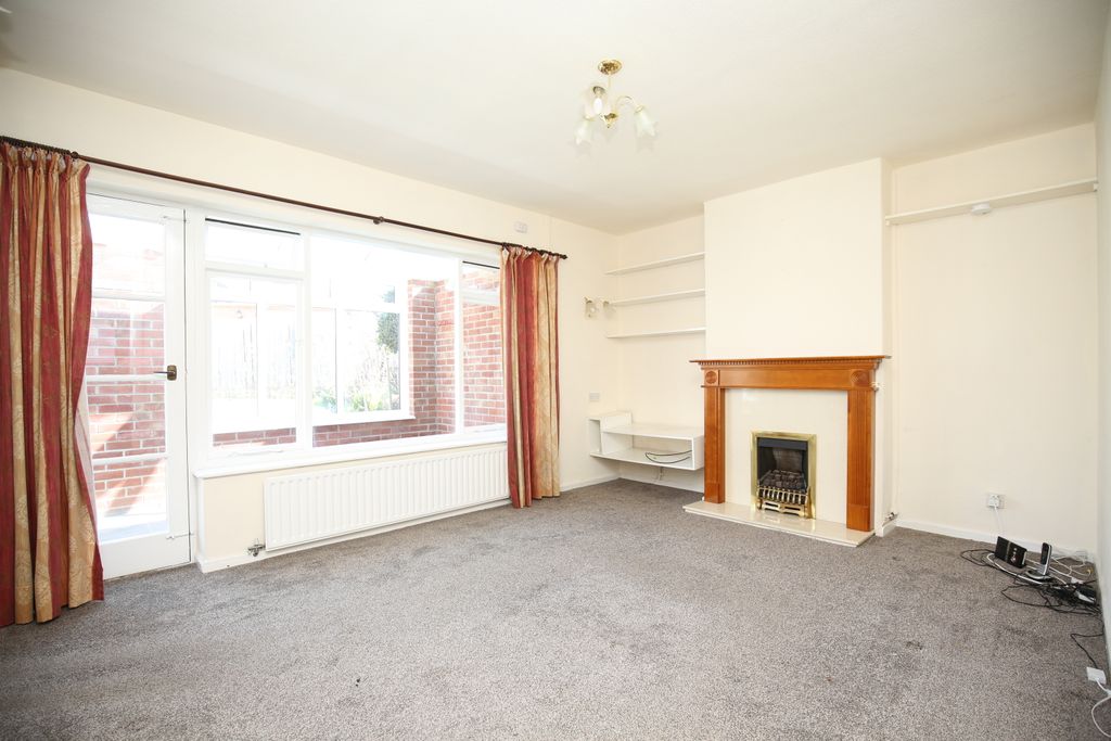Property photo 3 of 13 4X8A4875