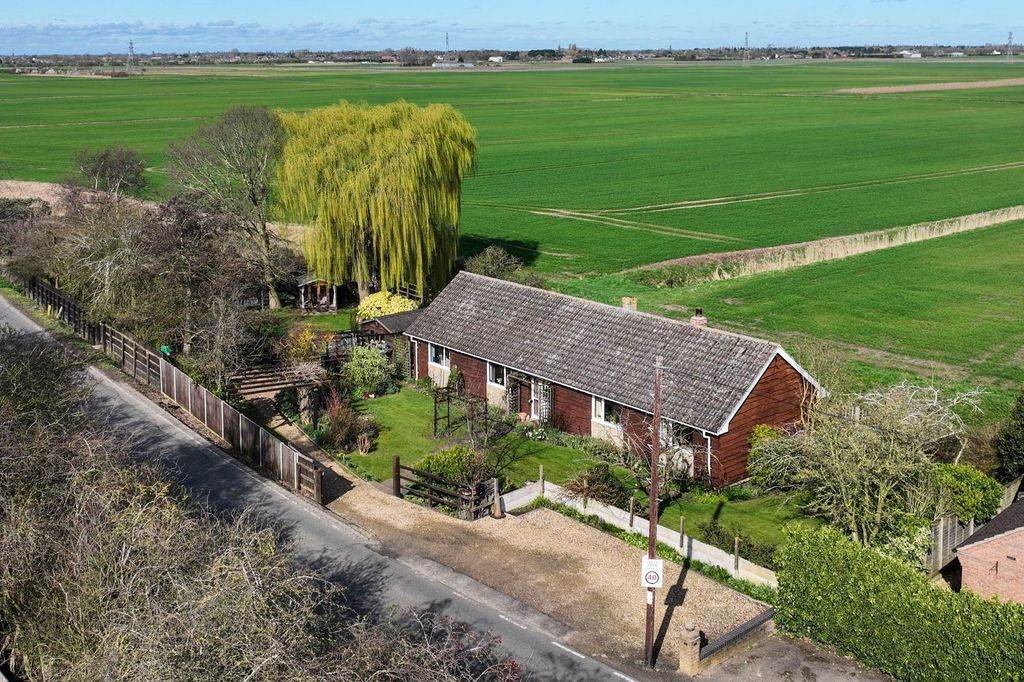 Property photo 1 of 39