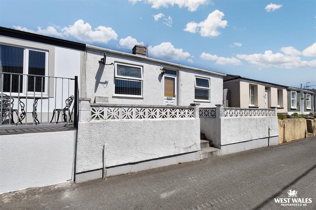 Property photo 1 of 11 11 (58).Jpg