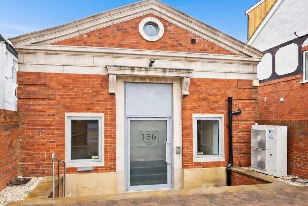 Property photo 1 of 14 Exterior