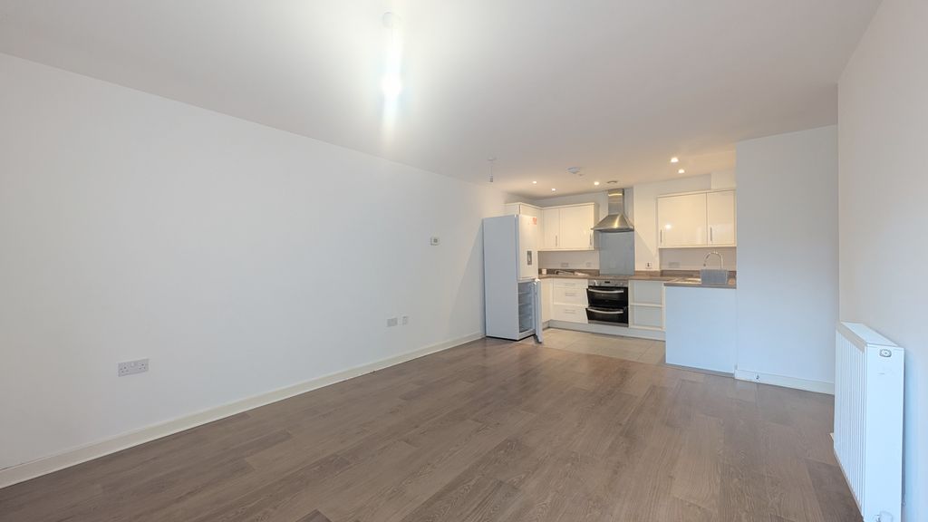 Property photo 3 of 8 Image