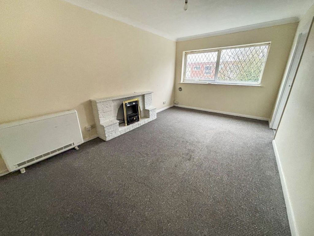 Property photo 2 of 8 Image 2