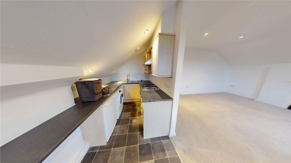 Property photo 3 of 7 Picture No. 10