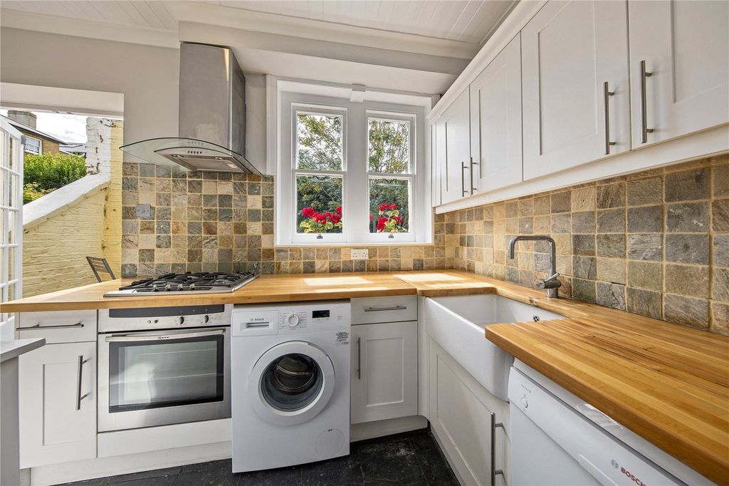 Property photo 3 of 16 Picture No. 70