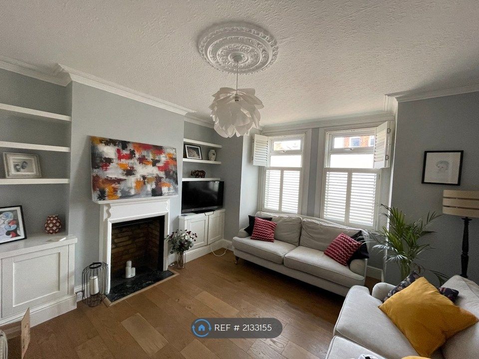 Property photo 1 of 7 Double Fronted Lounge