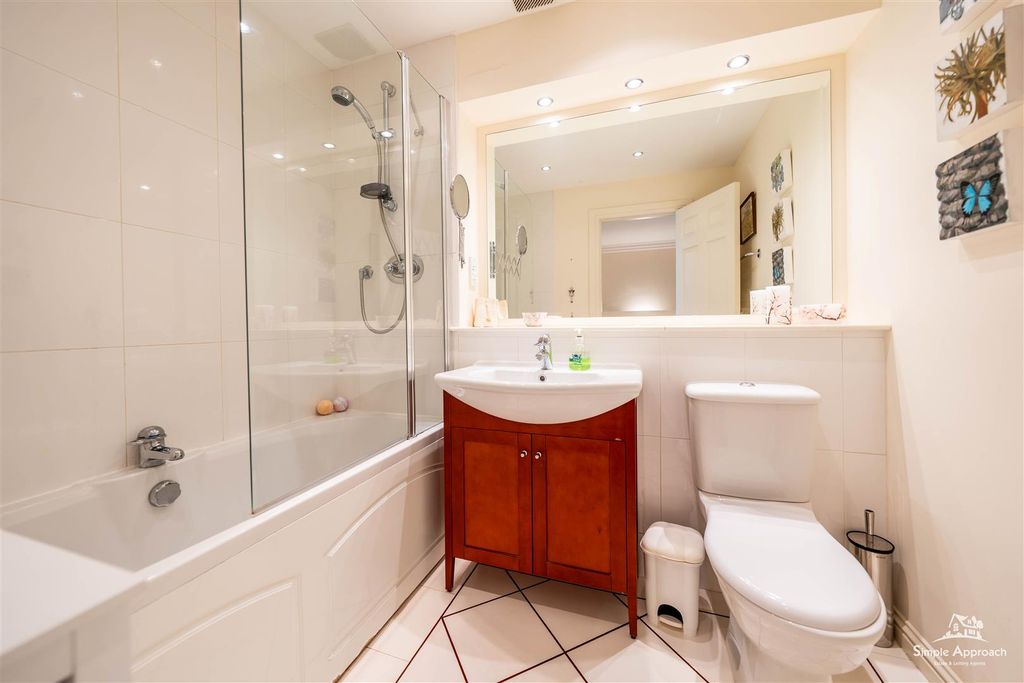 Additional image 25 of 4 bed property for saleRosslyn Avenue, Perth PH2