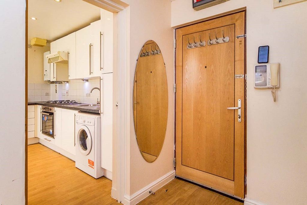 Property photo 2 of 9 Picture No. 03