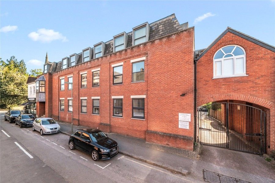 Property photo 1 of 6