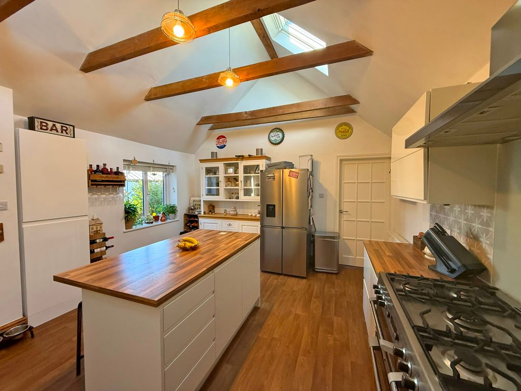 Property photo 3 of 16 Img_6053