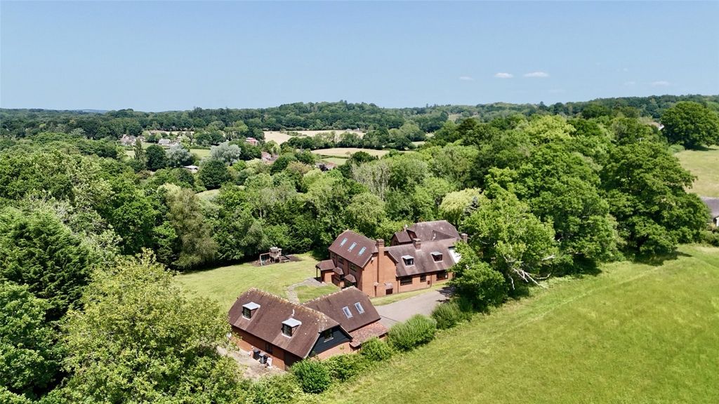 Property photo 1 of 33 Picture No. 01