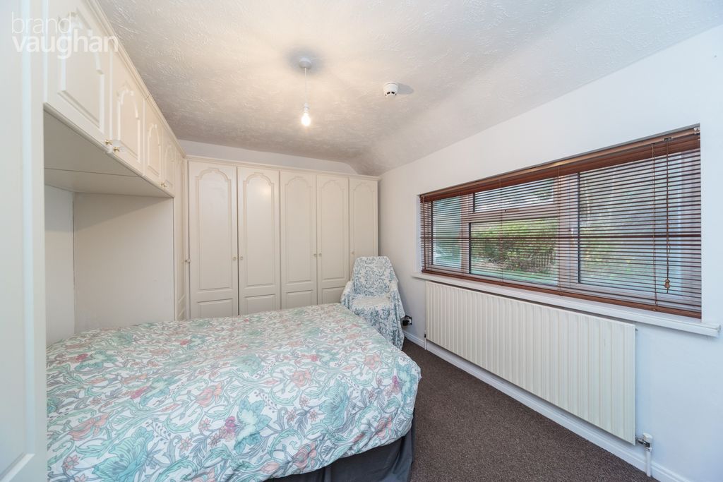 Property photo 3 of 11 Bedroom