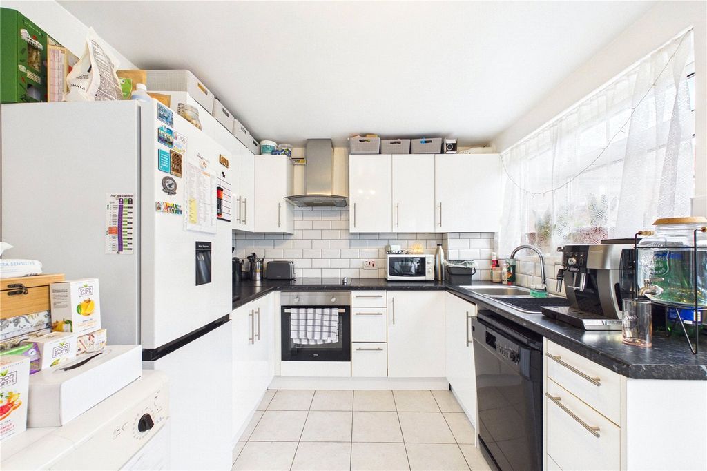 Property photo 3 of 12 Picture No. 04