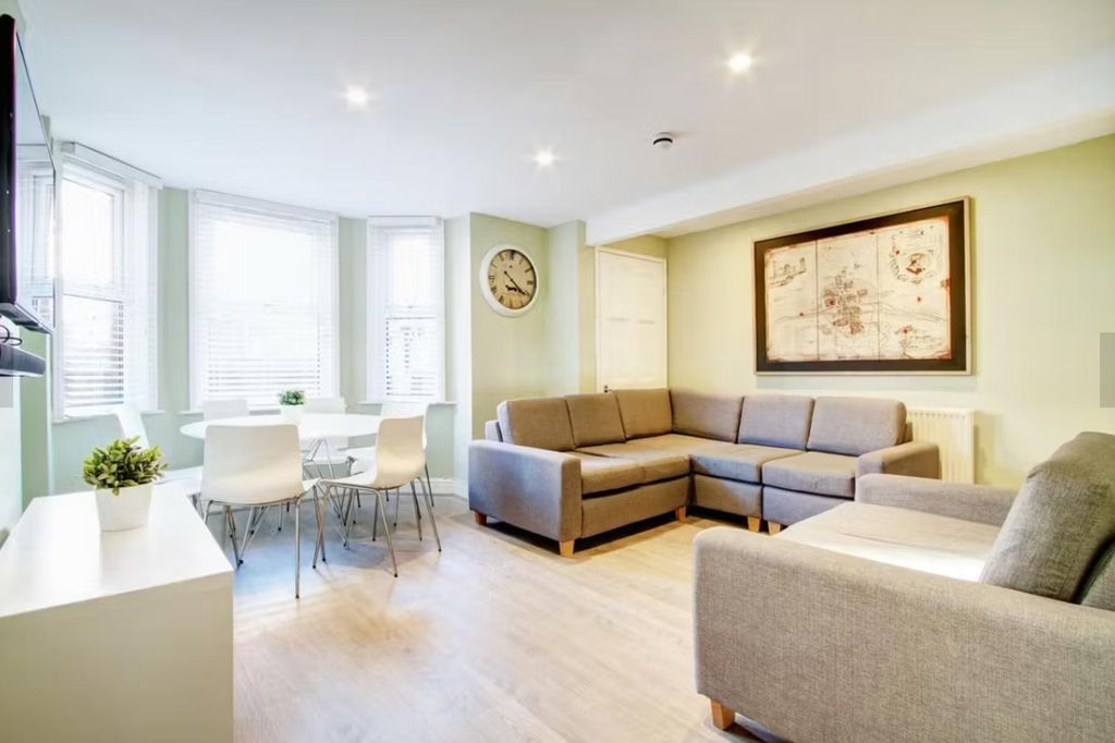 Property photo 1 of 13 Photo