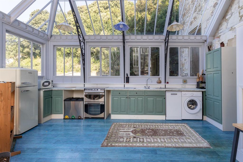 Additional image 20 of 6 bed country house for saleBonchurch, Isle Of Wight PO38