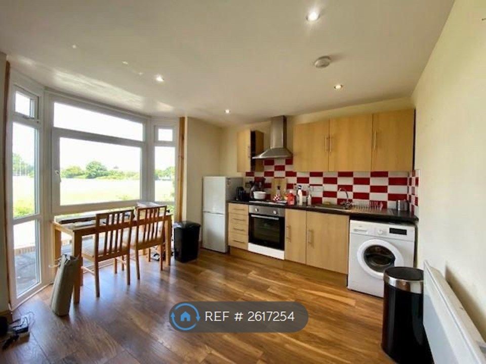 Property photo 1 of 4