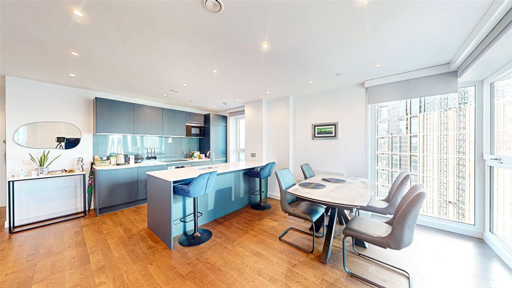 Property photo 1 of 17 Picture No. 06