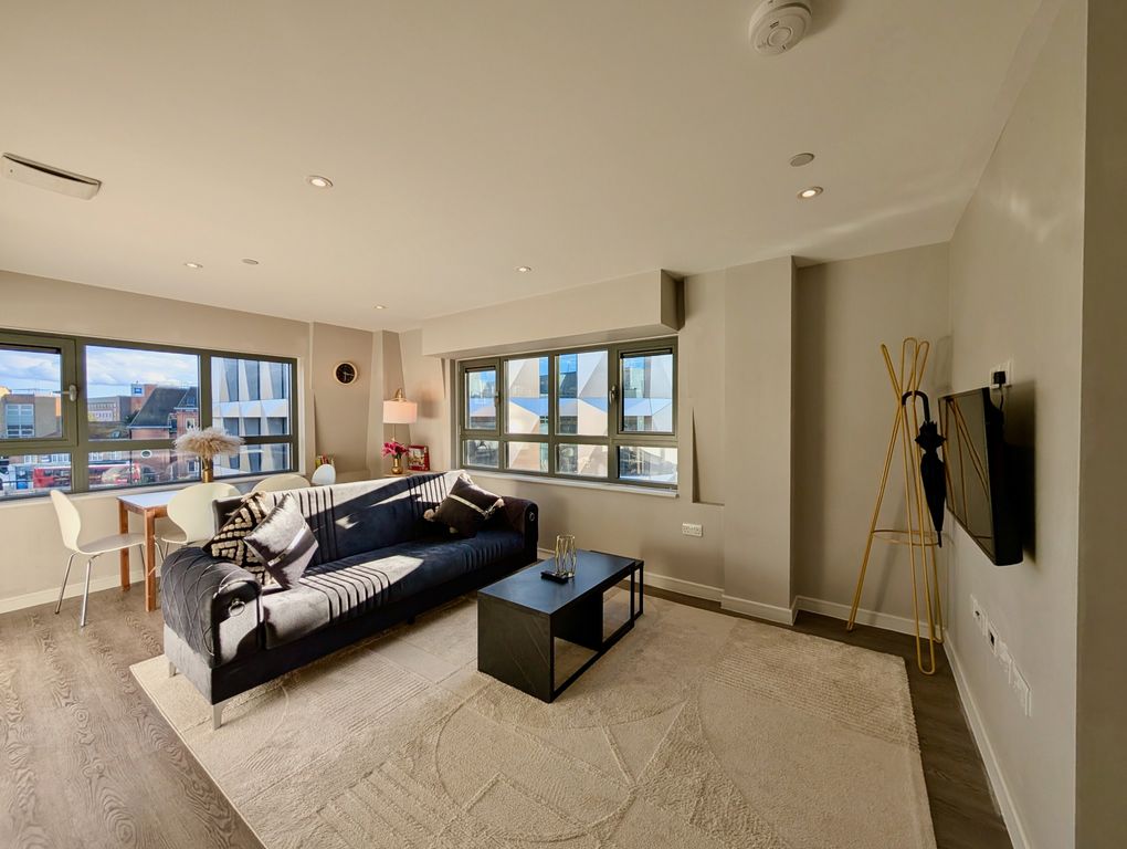 Property photo 2 of 13 Gallery