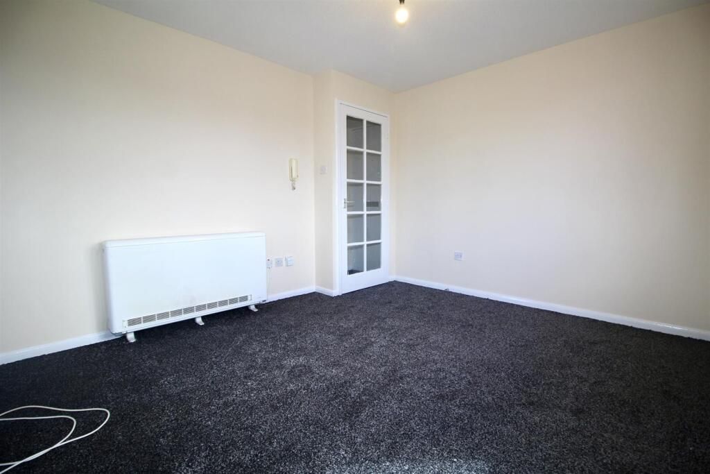 Property photo 2 of 7 6E5B5d76De8Fe3Dd4349903E295B5B50.Jpeg