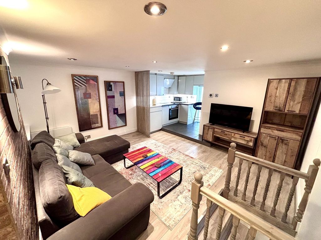 Property photo 2 of 3 Img_3644