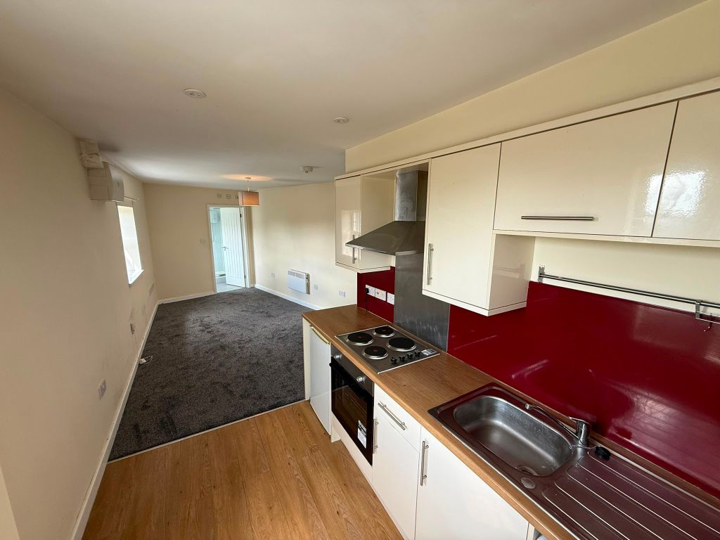 Property photo 3 of 8 Bedroom 1