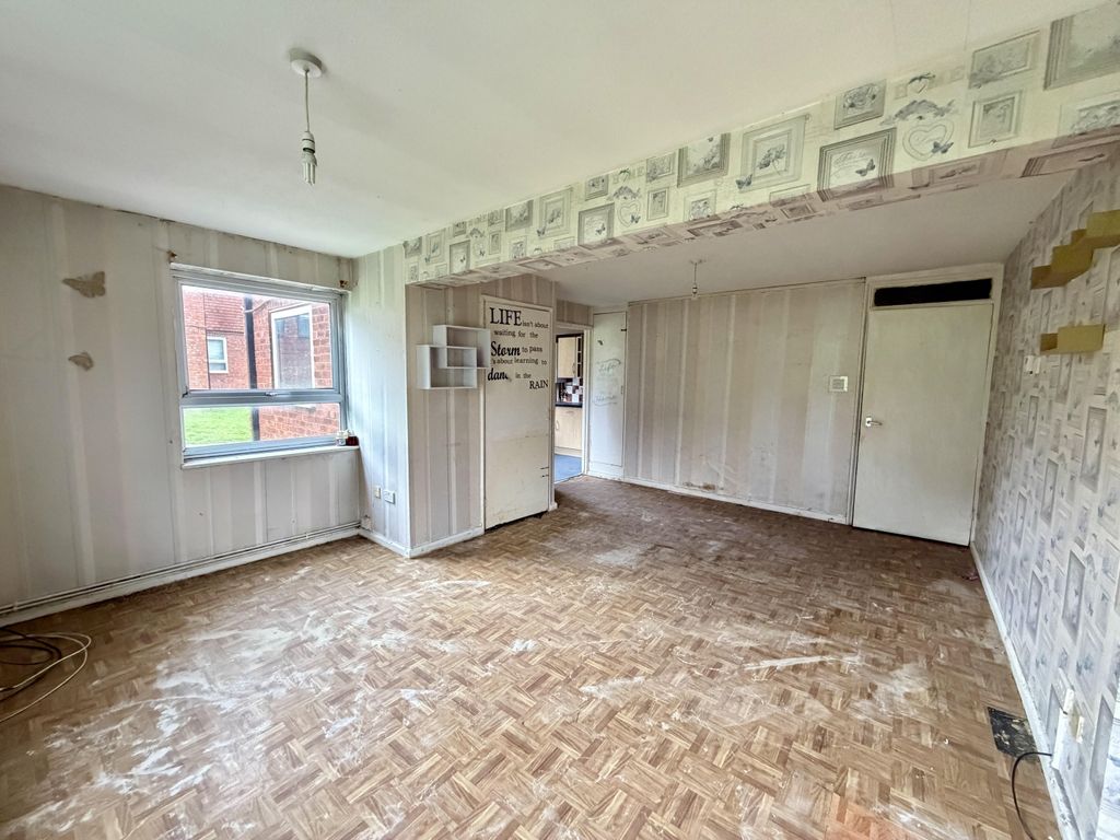 Property photo 3 of 6 Img_2756.Jpg