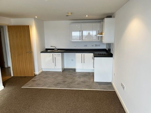 Property photo 3 of 6