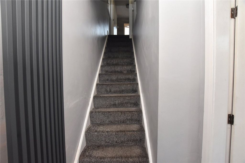 Property photo 2 of 12 Picture No. 06