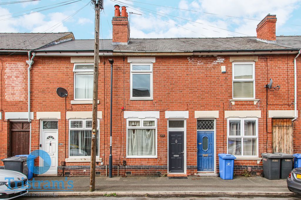 Property photo 1 of 17
