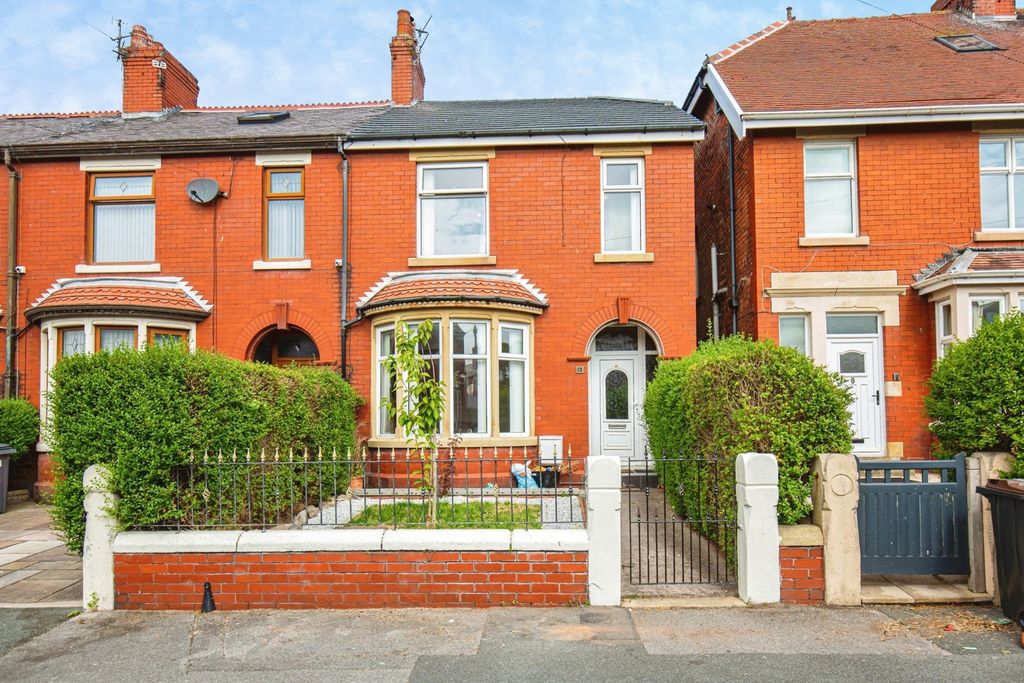 Property photo 1 of 22 Pbox-Img.Jpg