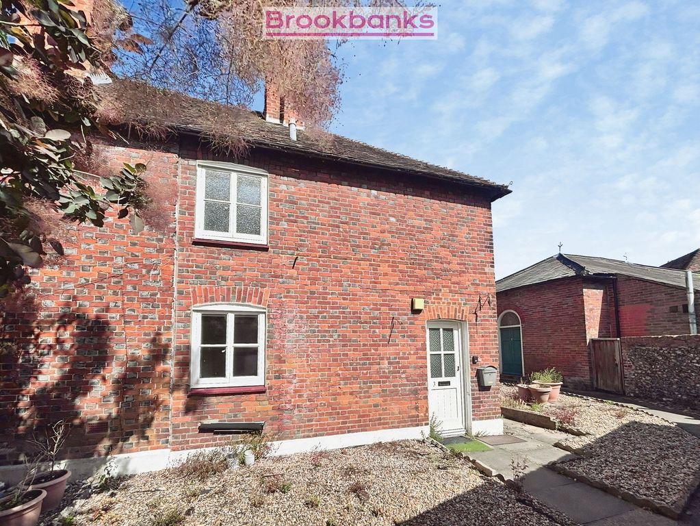 Property photo 1 of 23