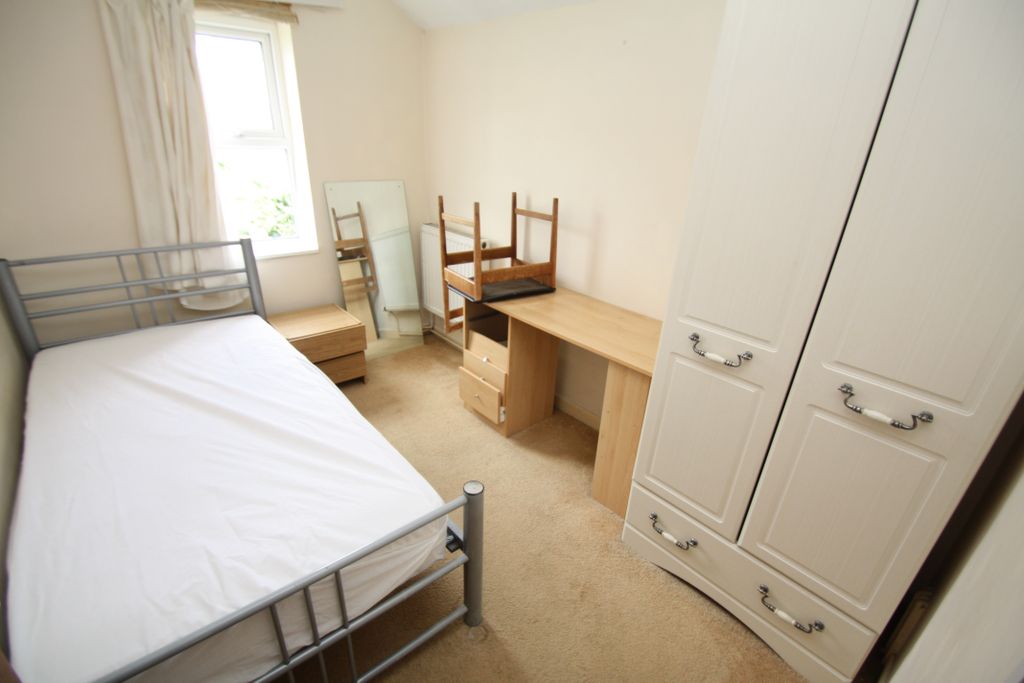 Property photo 2 of 9 Bedroom 2