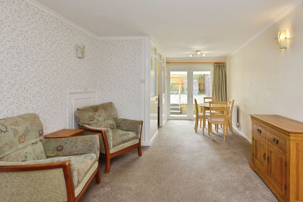 Property photo 3 of 17 Pbox-Img.Jpg