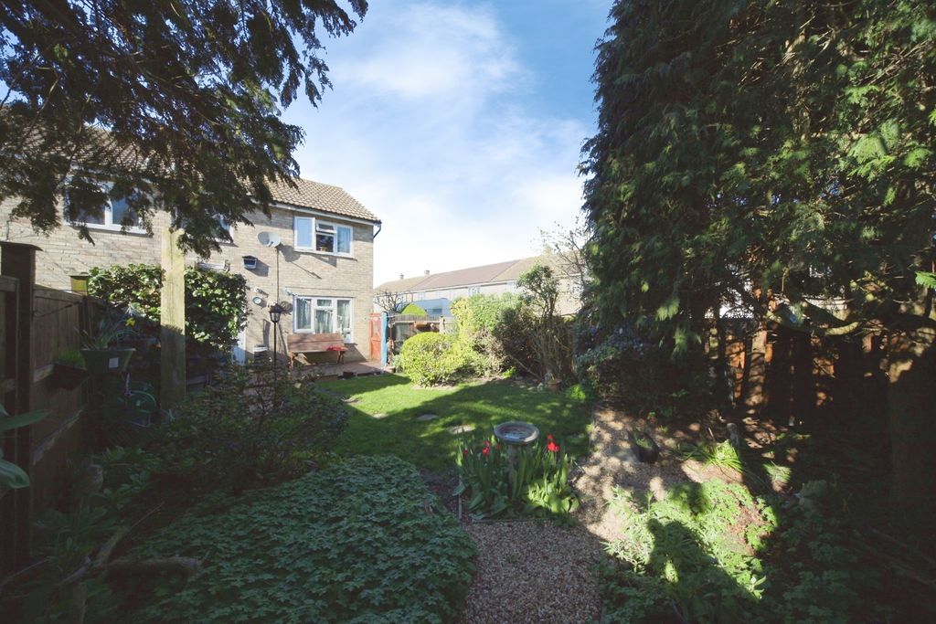 Property photo 2 of 12