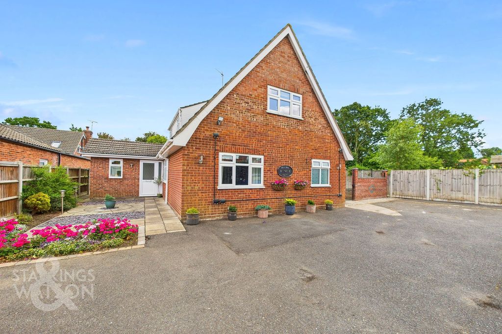 Property photo 1 of 33