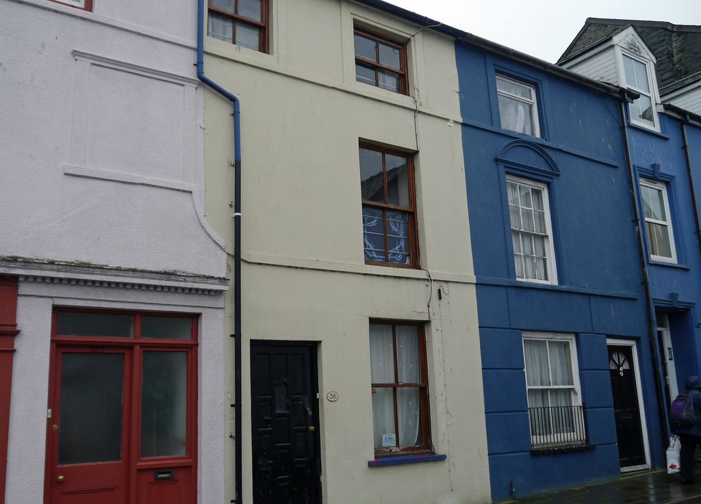 Property photo 1 of 5