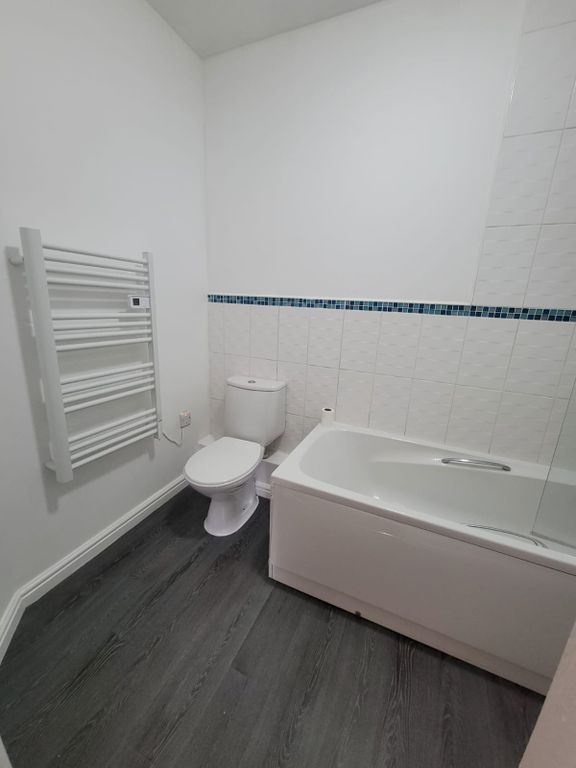 Property photo 3 of 9 Gallery