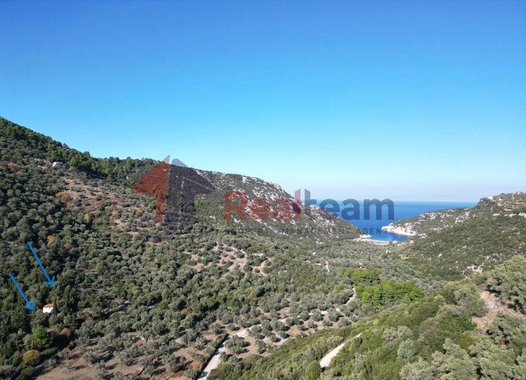 Property photo 2 of 22