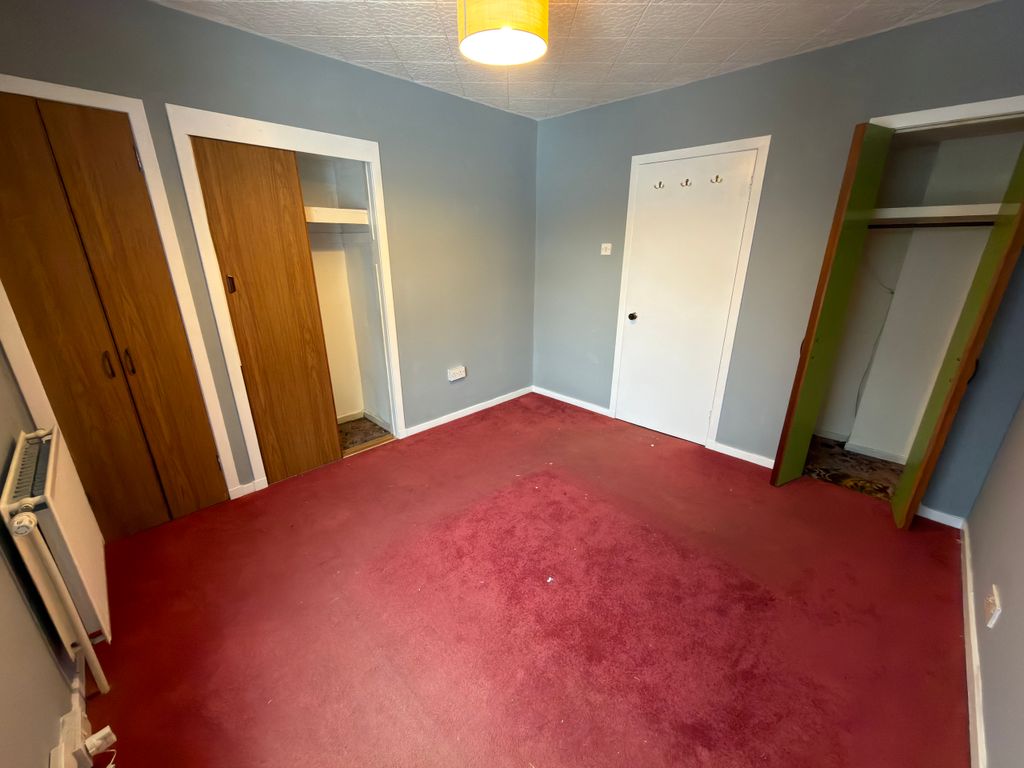 Property photo 3 of 8 3.Jpeg