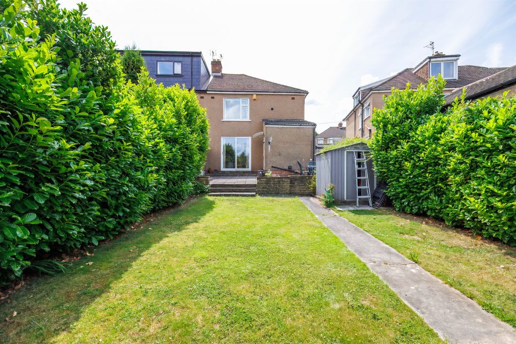 Property photo 3 of 29