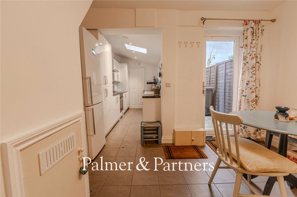 Property photo 3 of 13 Picture No. 06