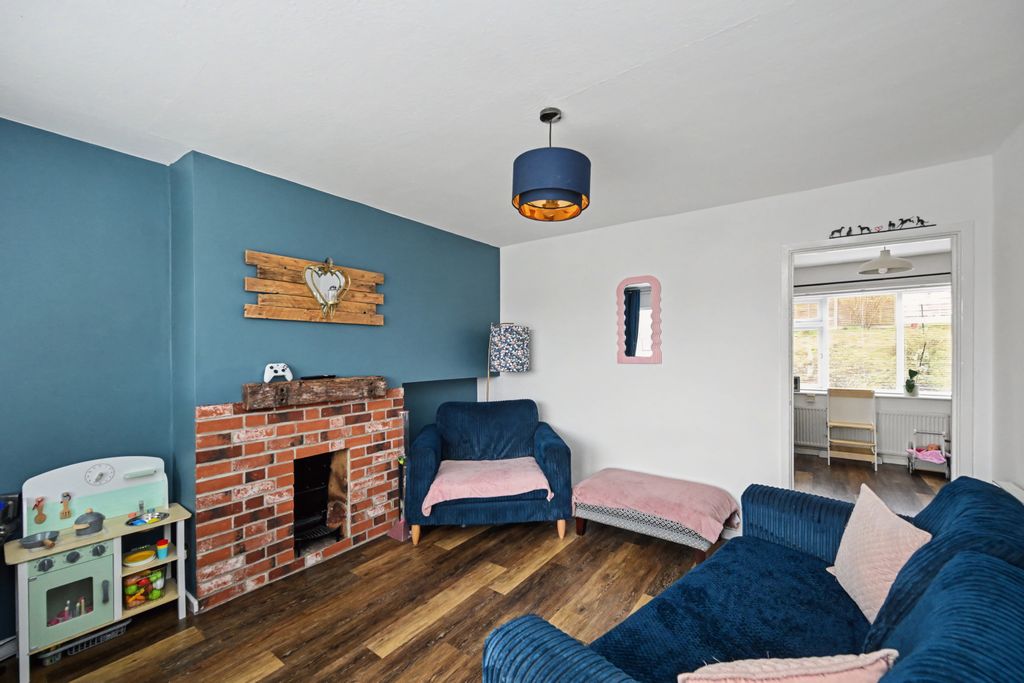 Property photo 3 of 22