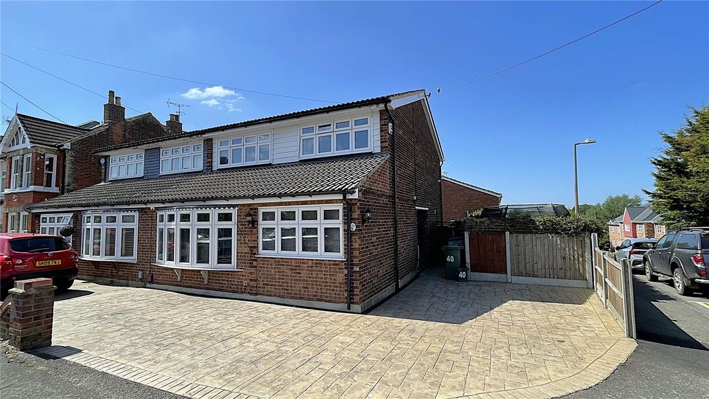 Property photo 1 of 29 Picture No. 01