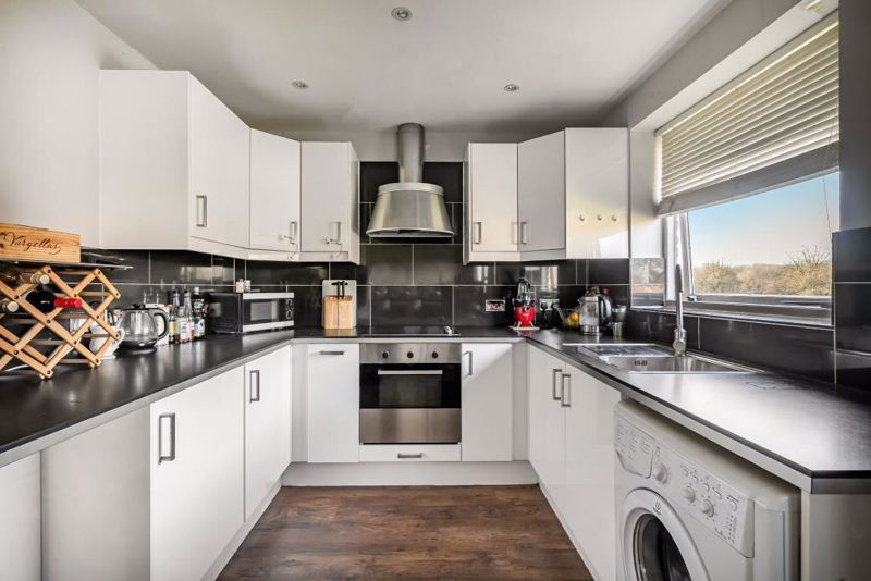 Property photo 2 of 11 Photo 5